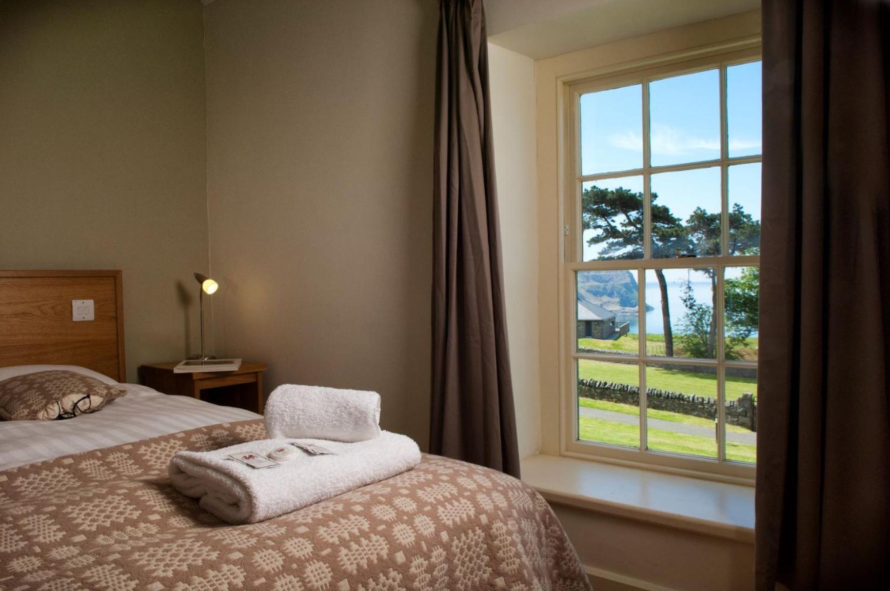 Nant Gwrtheyrn Hotel Llithfaen Bagian luar foto