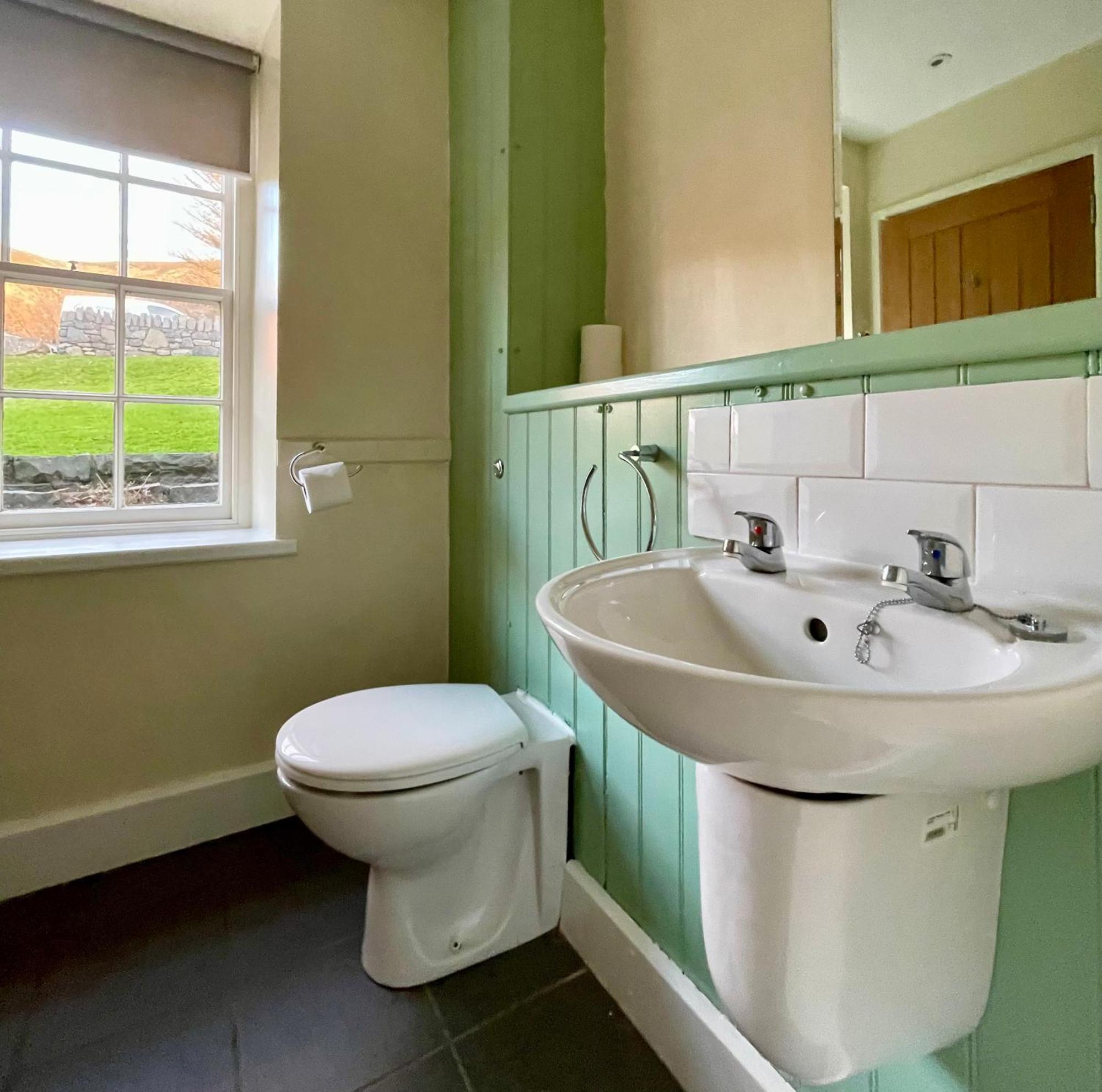Nant Gwrtheyrn Hotel Llithfaen Bagian luar foto