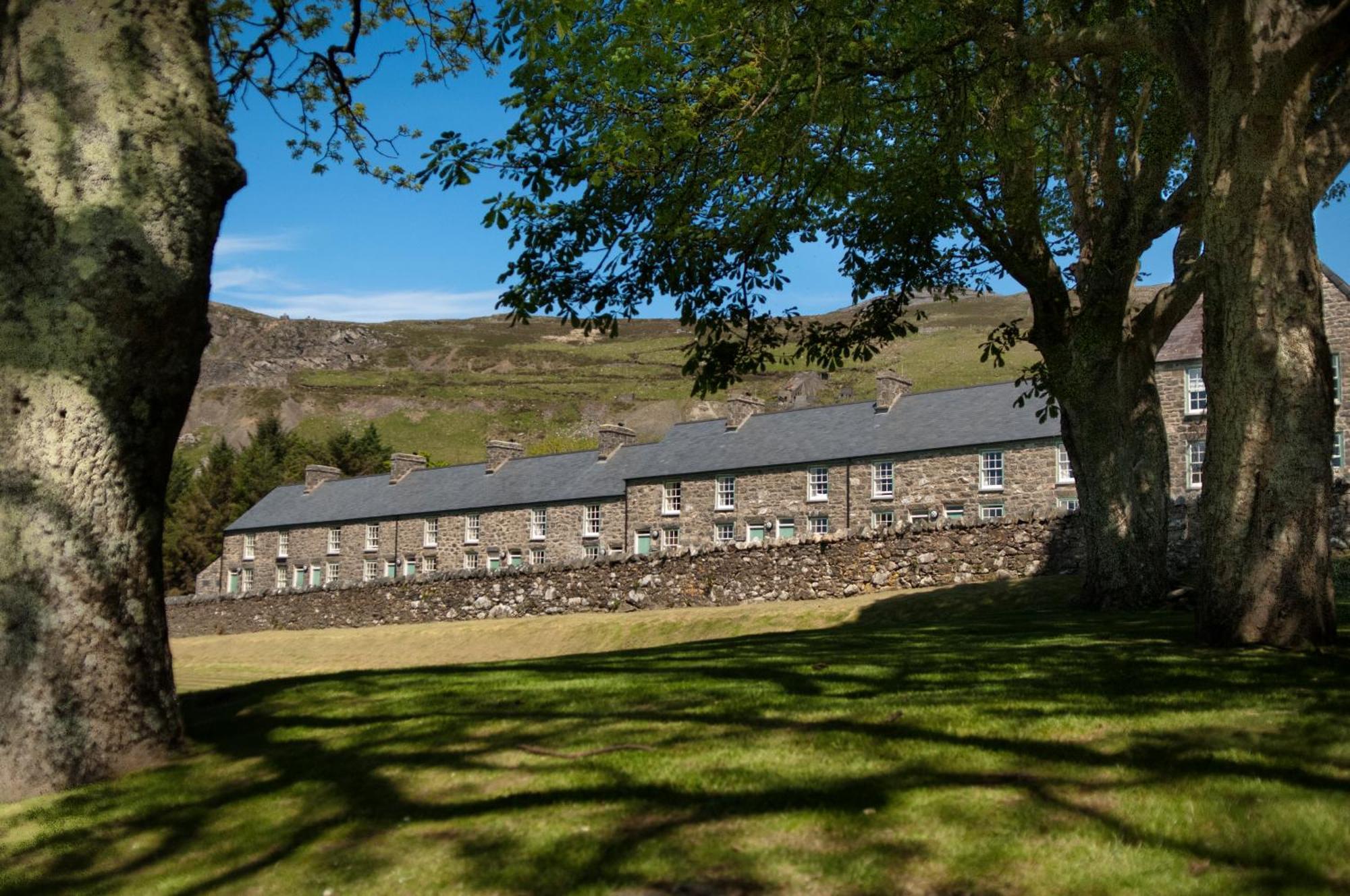 Nant Gwrtheyrn Hotel Llithfaen Bagian luar foto