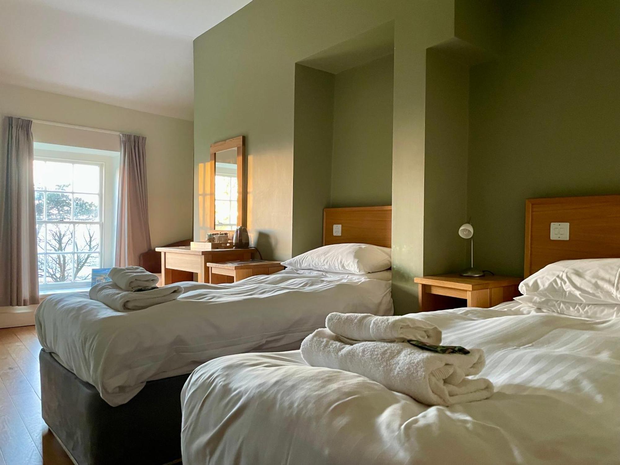 Nant Gwrtheyrn Hotel Llithfaen Bagian luar foto